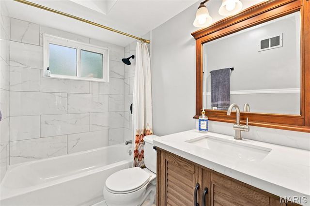 7929 Glenside Place, University City, MO 63130