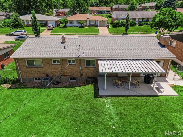 7929 Glenside Place, University City, MO 63130