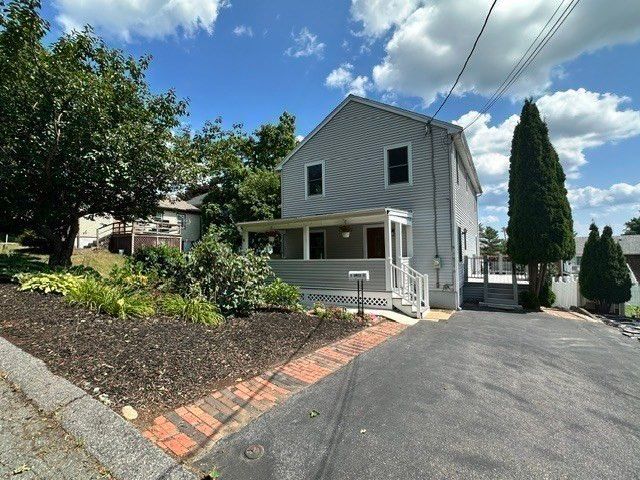 9 Dimock St, Danvers, MA 01923