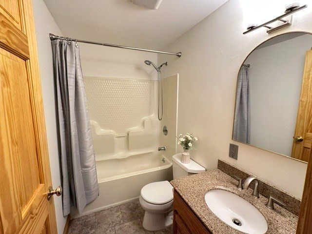 9 Dimock St, Danvers, MA 01923