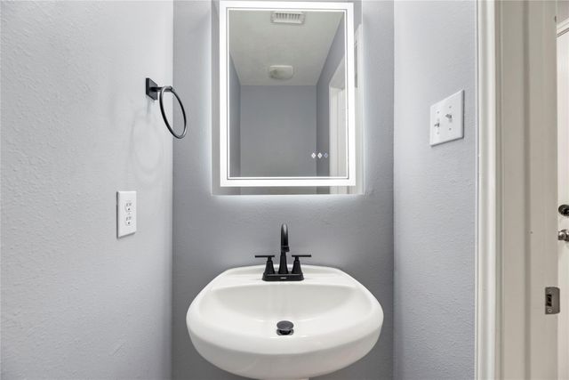 10902 Tobar Falls Circle, Houston, TX 77064