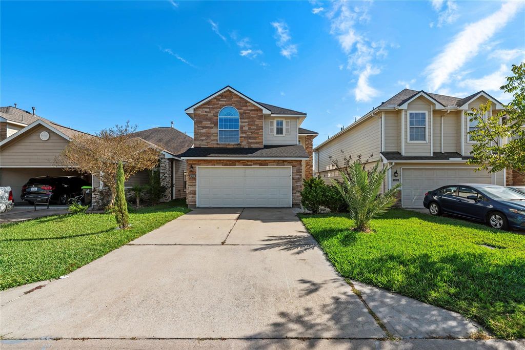 10902 Tobar Falls Circle, Houston, TX 77064