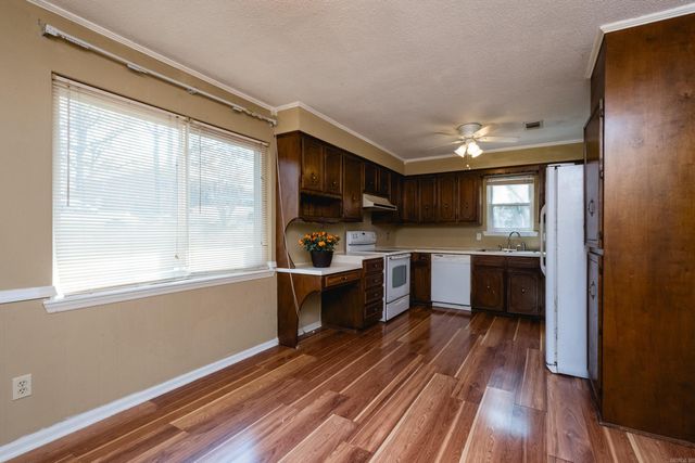 1720 Shumate Drive, Little Rock, AR 72212