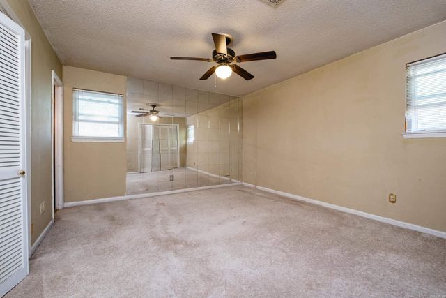 1720 Shumate Drive, Little Rock, AR 72212