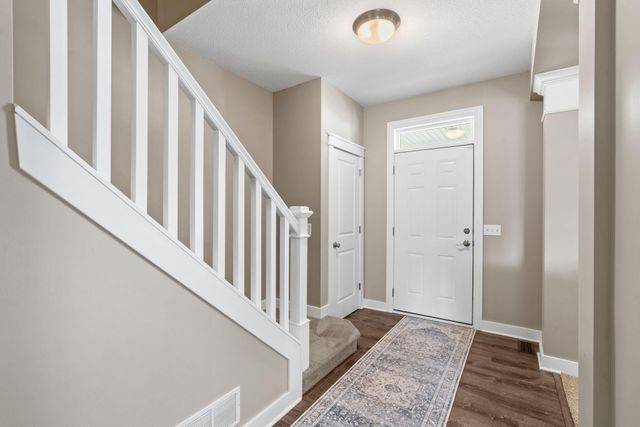 11281 69th Street NE, Albertville, MN 55301