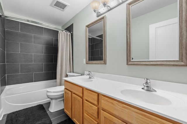 11281 69th Street NE, Albertville, MN 55301