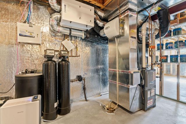 11281 69th Street NE, Albertville, MN 55301