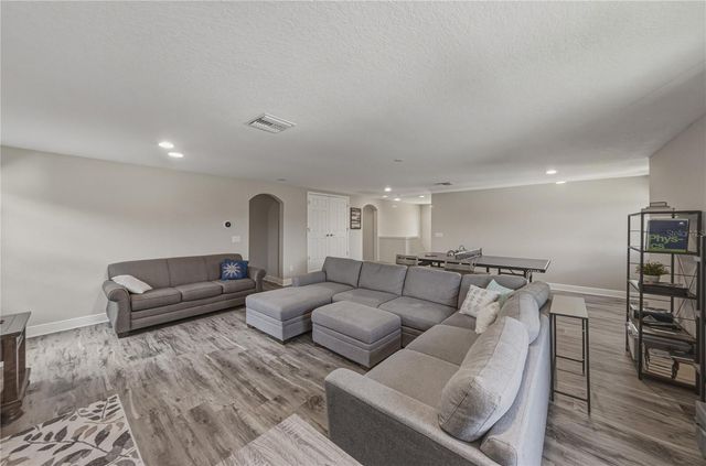 14633 RED CASTLE AVENUE, Lithia, FL 33547