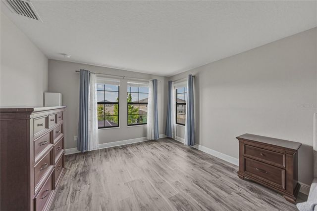 14633 RED CASTLE AVENUE, Lithia, FL 33547