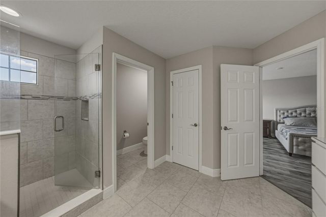 14633 RED CASTLE AVENUE, Lithia, FL 33547
