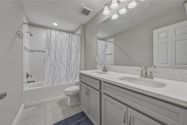 14633 RED CASTLE AVENUE, Lithia, FL 33547
