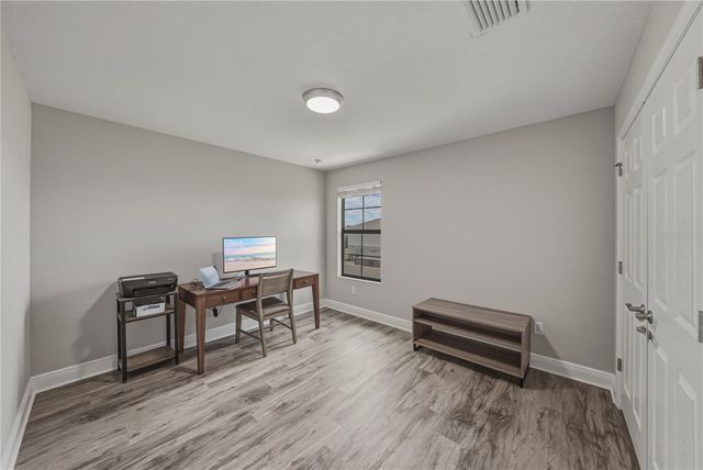 14633 RED CASTLE AVENUE, Lithia, FL 33547