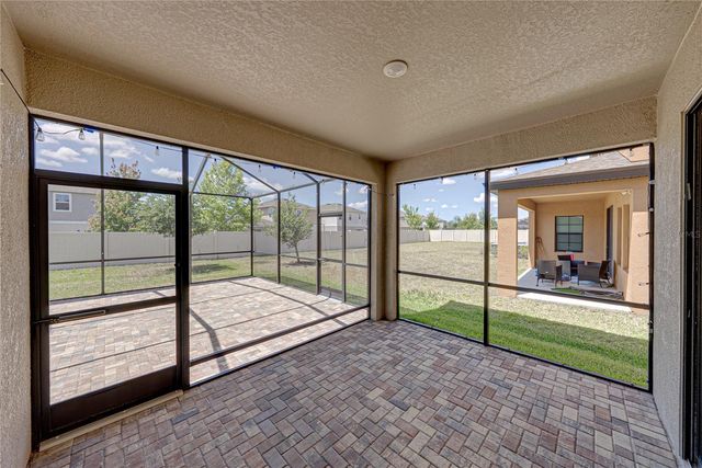 14633 RED CASTLE AVENUE, Lithia, FL 33547