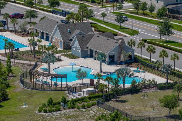 14633 RED CASTLE AVENUE, Lithia, FL 33547