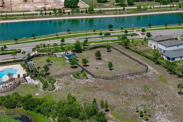 14633 RED CASTLE AVENUE, Lithia, FL 33547