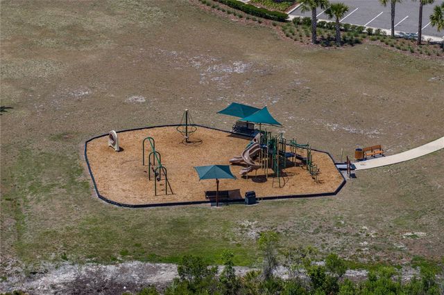 14633 RED CASTLE AVENUE, Lithia, FL 33547