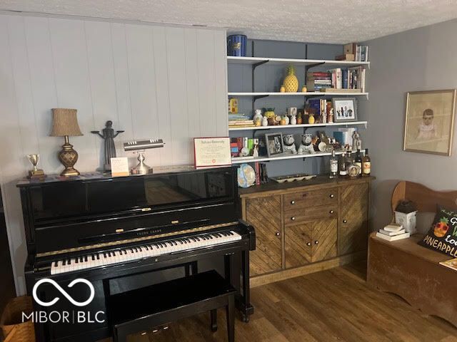 1006 E 150 S, Crawfordsville, IN 47933