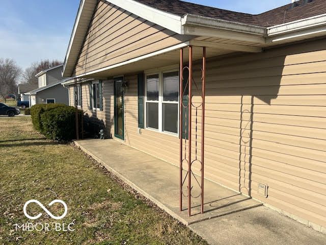 1006 E 150 S, Crawfordsville, IN 47933