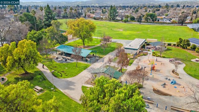 1133 Meadow Ln 105, Concord, CA 94520