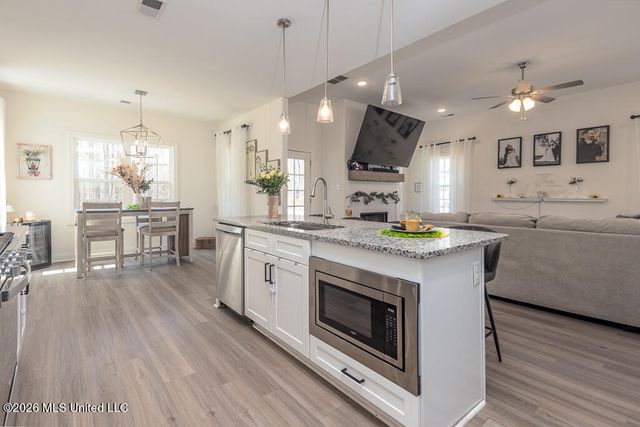 45 Centerline Roper Loop, Byhalia, MS 38611