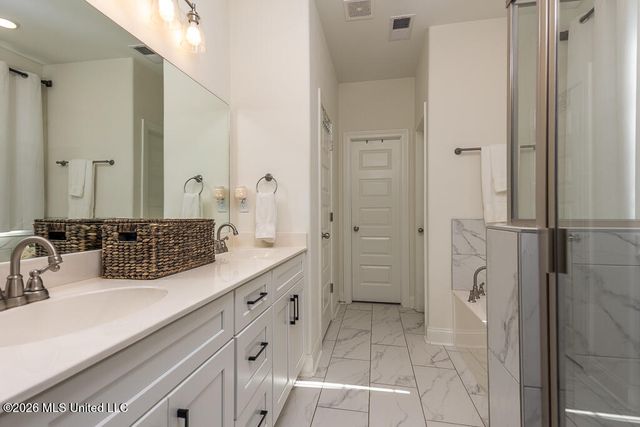 45 Centerline Roper Loop, Byhalia, MS 38611