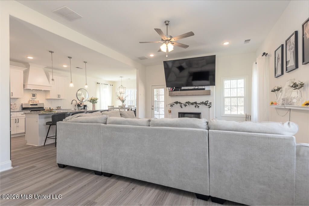 45 Centerline Roper Loop, Byhalia, MS 38611 — photo 4