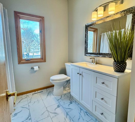 2319 Iverson Court, Lino Lakes, MN 55038