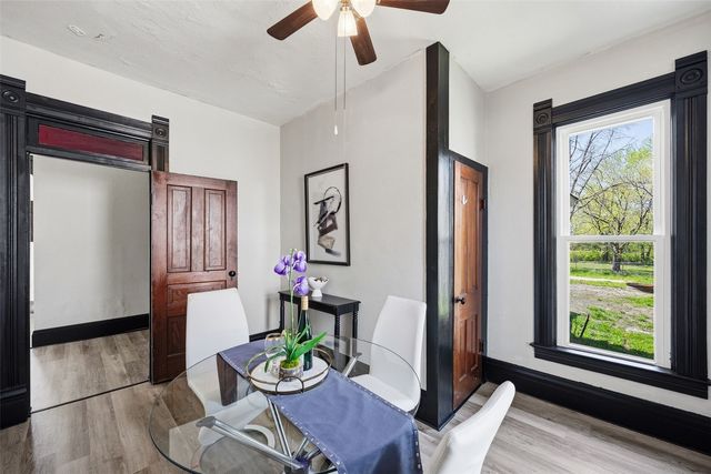 1003 Franklin Street, Center Point, IA 52213