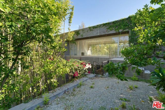 3944 Cody Road, Sherman Oaks, CA 91403