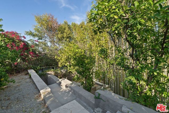 3944 Cody Road, Sherman Oaks, CA 91403