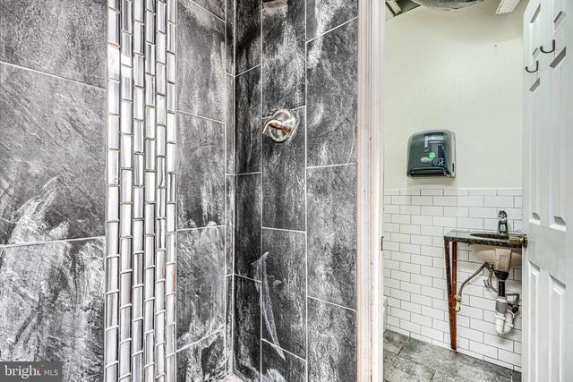 414-416 E BALTIMORE ST, Baltimore, MD 21202