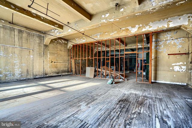 414-416 E BALTIMORE ST, Baltimore, MD 21202