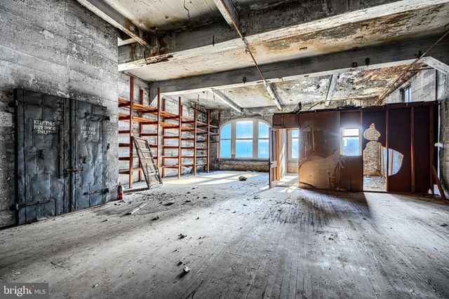 414-416 E BALTIMORE ST, Baltimore, MD 21202