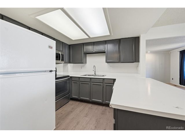 10008 Quivas St, Thornton, CO 80260