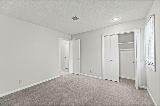 10810 W 116th Street, Overland Park, KS 66210