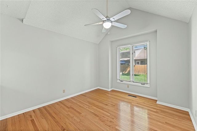 10810 W 116th Street, Overland Park, KS 66210