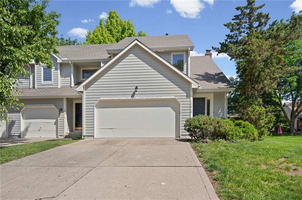 10810 W 116th Street, Overland Park, KS 66210