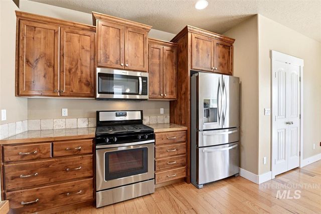 12876 S Salorgne Way, Nampa, ID 83686