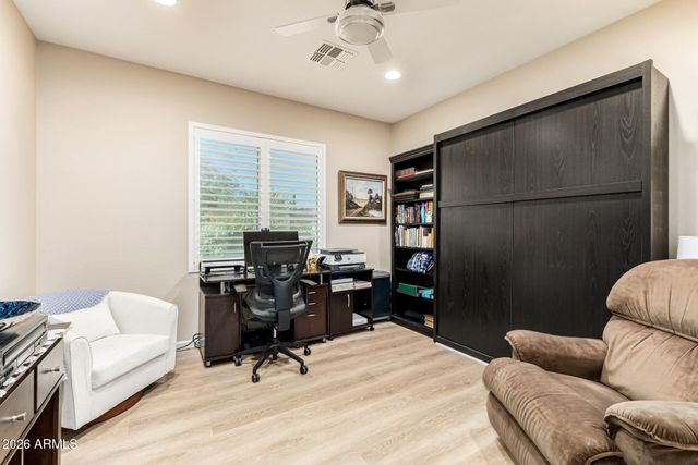 2608 E GOLDEN Trail, Casa Grande, AZ 85194