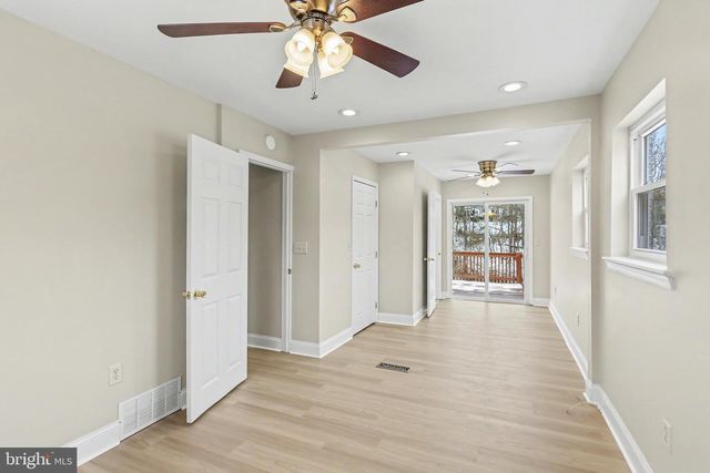 3827 OVER DR, Harrisburg, PA 17109