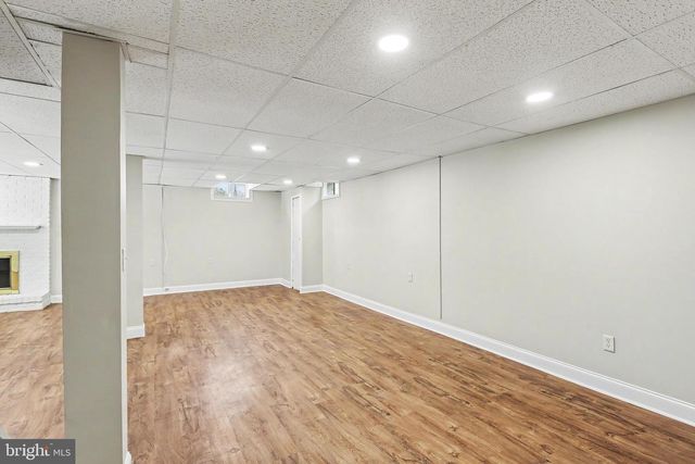 3827 OVER DR, Harrisburg, PA 17109