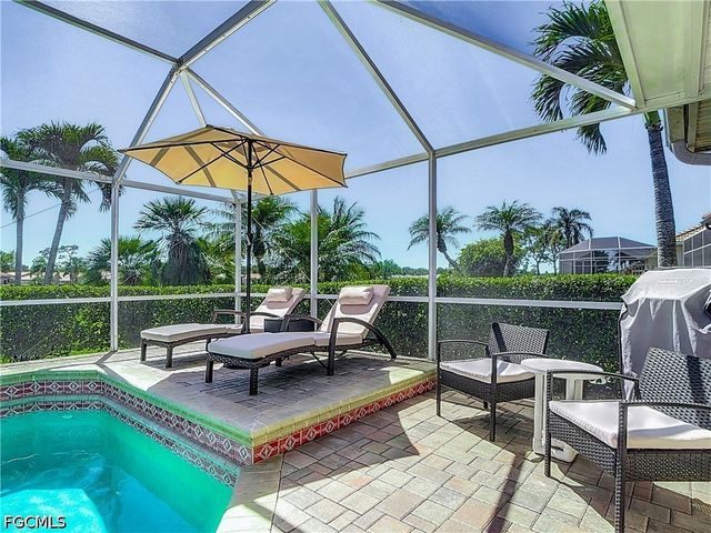 2240 Corona Del Sire DR, North Fort Myers, FL 33917