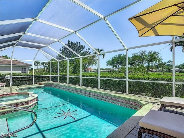 2240 Corona Del Sire DR, North Fort Myers, FL 33917