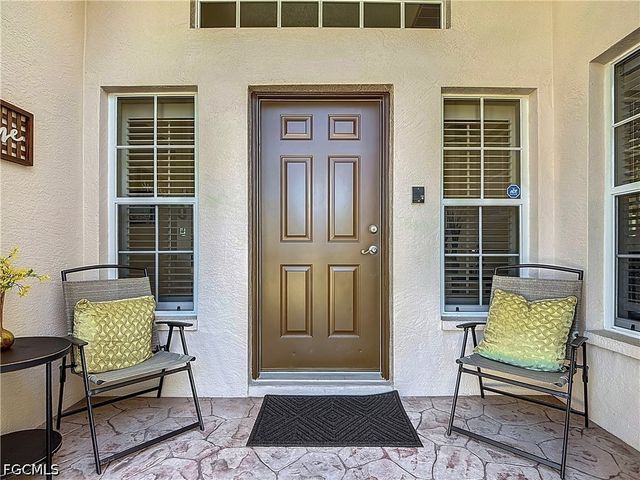 2240 Corona Del Sire DR, North Fort Myers, FL 33917