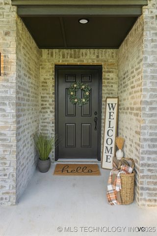 226 W Price Avenue, Oologah, OK 74053