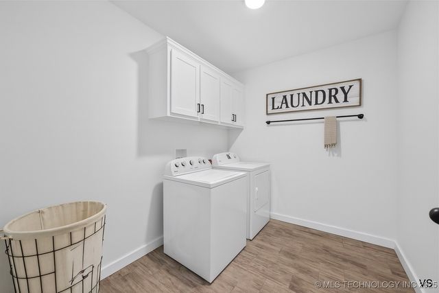 226 W Price Avenue, Oologah, OK 74053