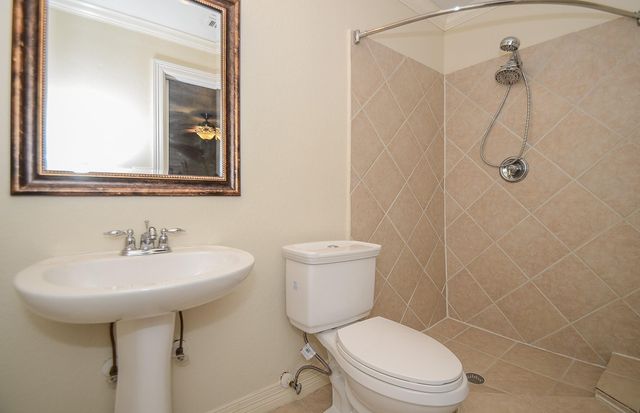 513 Vincent Street, Houston, TX 77009