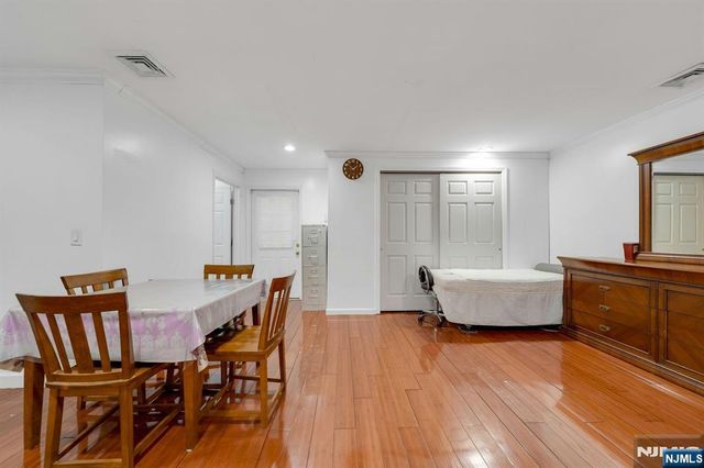 29 Prospect Street, Palisades Park, NJ 07650