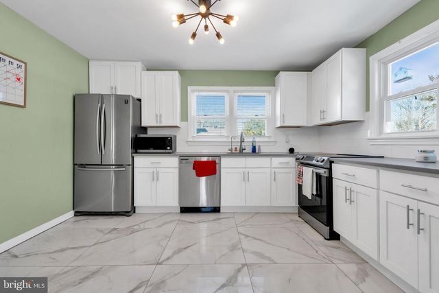 367 S SOUTH GREEN STREET, Tuckerton, NJ 08087