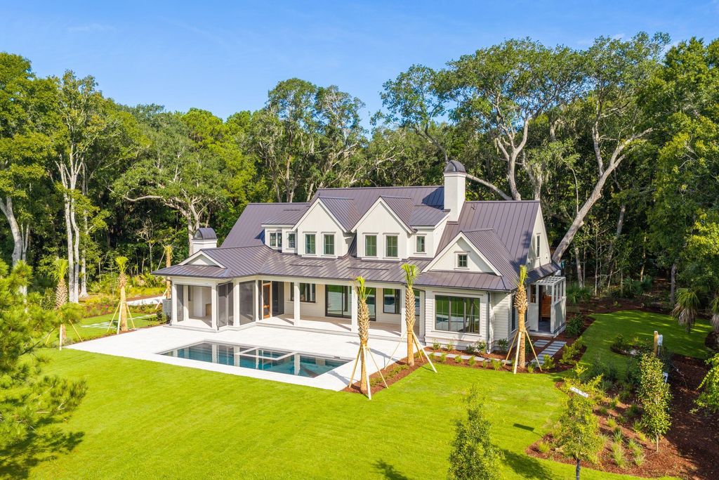 Image 1 of property listing at 4225 Wild Turkey Way, Johns Island, SC 29455